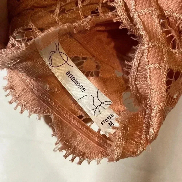Anemone bralette size medium - Picture 4 of 6